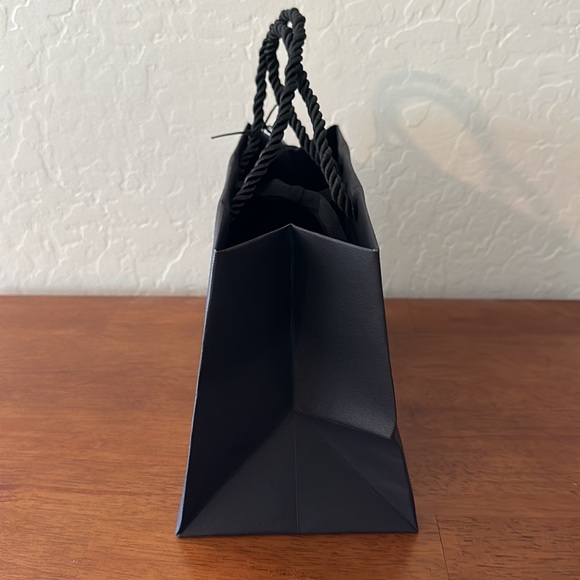 Authentic Dolce & Gabbana gift bag - Picture 4 of 5